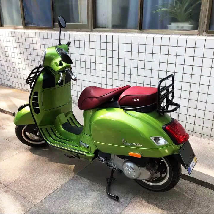 Vespa GTS motociklo pagalvė 2